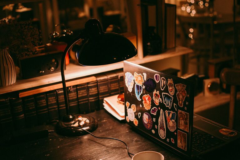 Simple Ways to Personalize Your Workspace for Better Focus